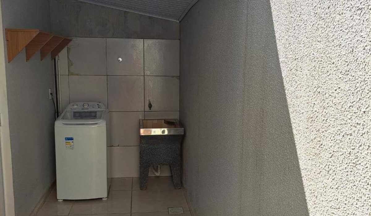 casa-com-3-quartos-no-brasilia-em-cascavel-pr (18)