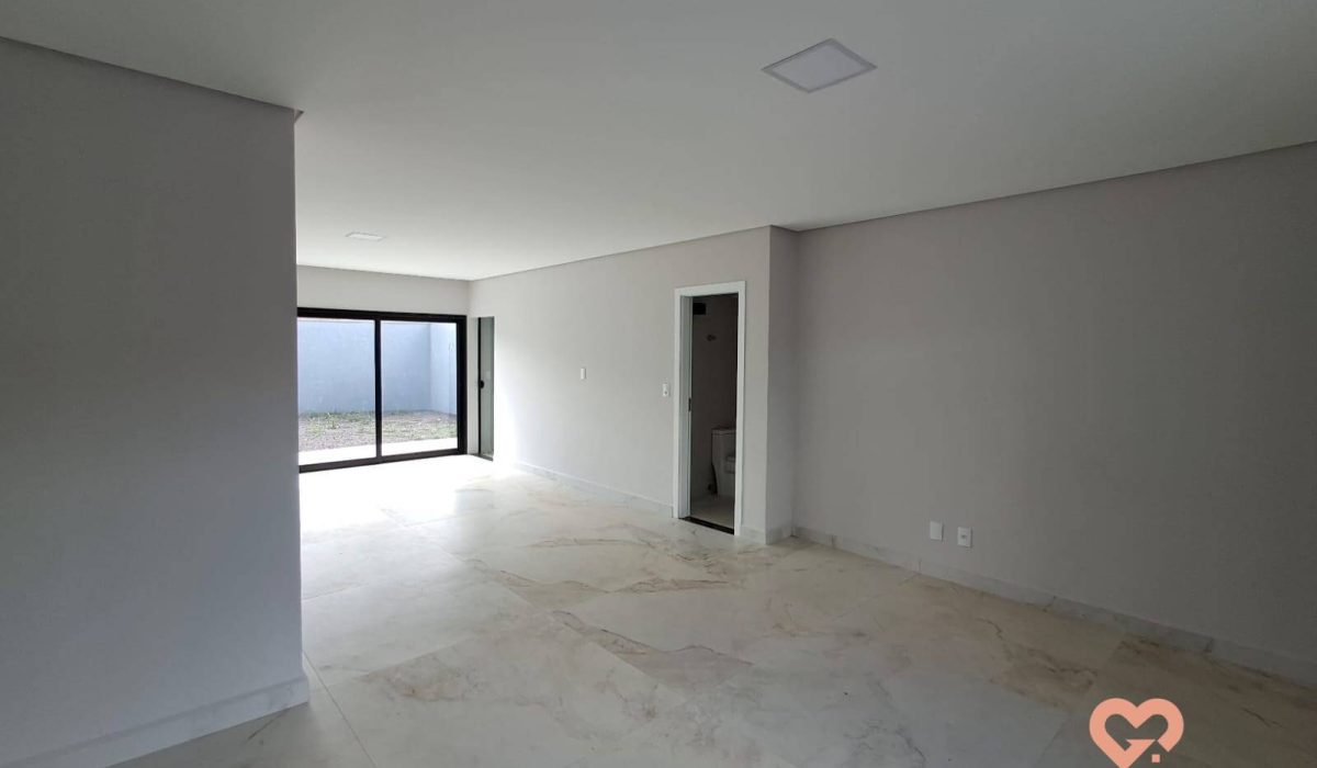 sobrado-com-3-suites-bairro-coqueiral-cascavel-pr (19)